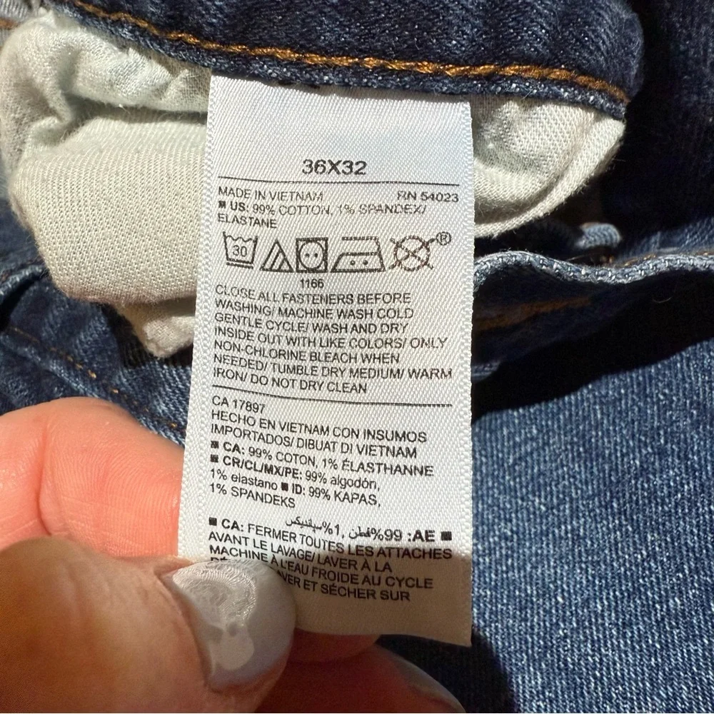 Old Navy Athletic Fit‎ Blue Jeans 36Wx32L